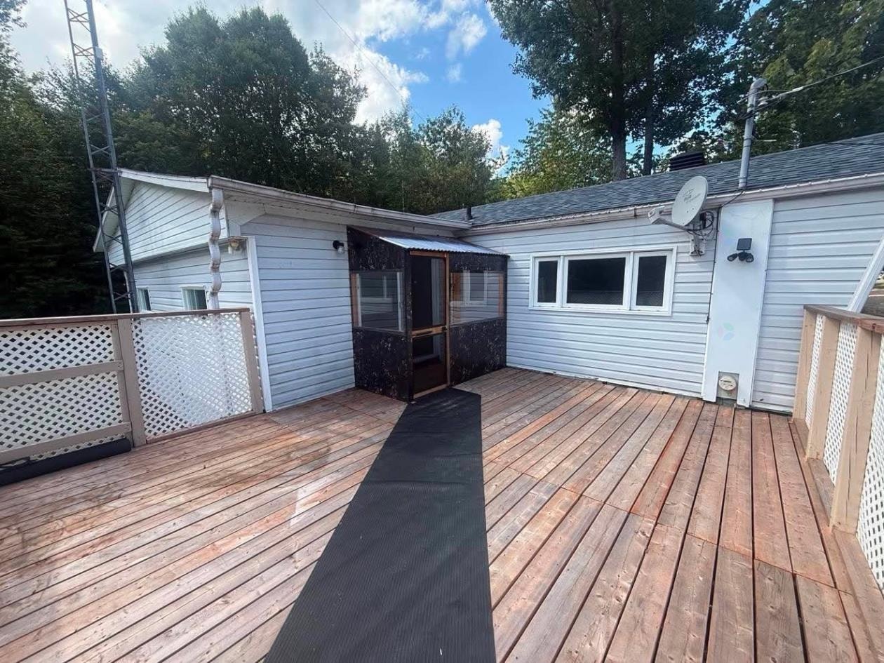 Maison mobile rénovée - NOUVEAU PRIX - St-Raymond - 1 chambre — photo 3