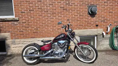 2000 honda shadow vlx. Ready to ride.
