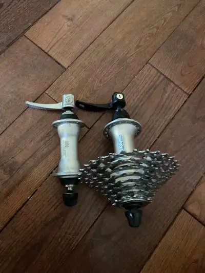Bicycle Hub Shimano XT, View more