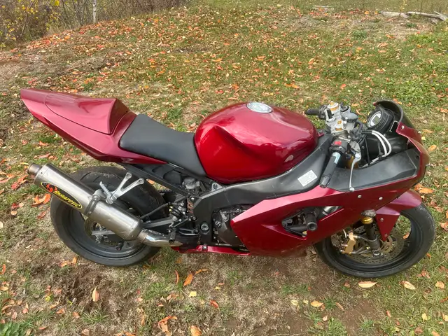 2004 zx6r in Sport Bikes in Truro - Image 5