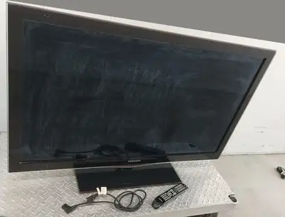 SAMSUNG 46" INTERNET-READY 1080p LCD HDTV (model # LN46C650L1F), View more