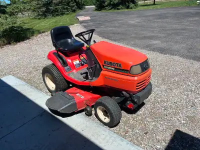 Used Kubota TG1860G Garden Tractor, good condition for its age, runs great. Comes with the 48" RCK48...