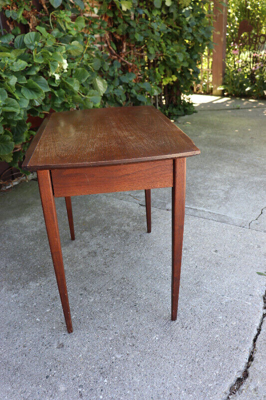 Vintage Mid Century Modern Table With Drawer in Arts & Collectibles in London - Image 2