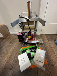 rosin press with accessories 