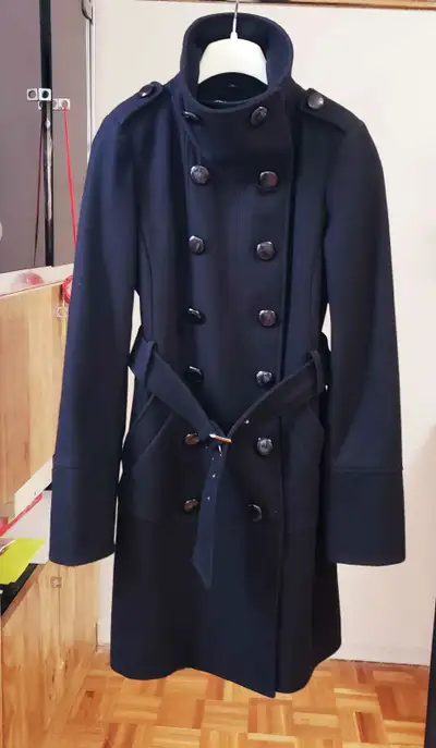 * Guess Wool blend Women's Black Double Breasted Button Pea coat w/ Removable Waist Belt, * Two side...