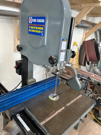 King Canada 14” bandsaw with Kreg Precision Fence, View more
