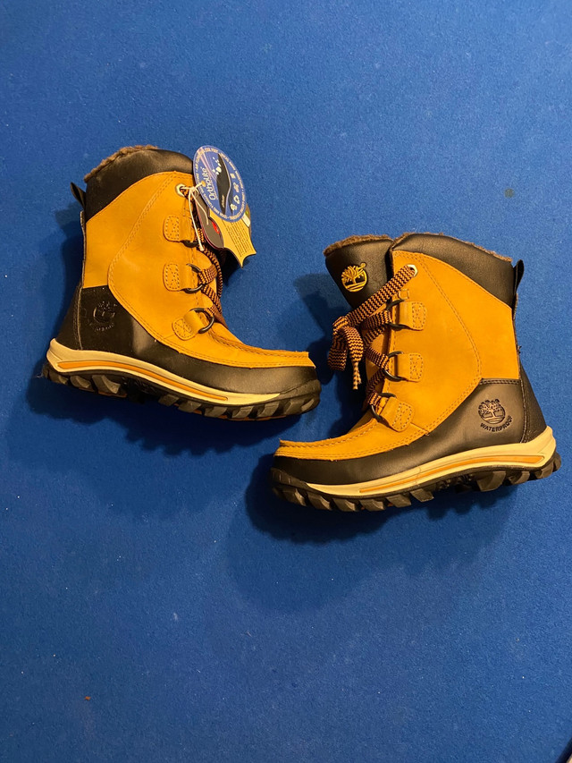 Bottes d’hiver pour enfants Neuf Timberland  dans Enfants et jeunesse  à Laval/Rive Nord