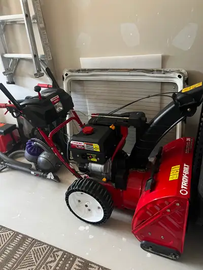 Troy-Bilt 26 inch 357 cc snowblower, View more
