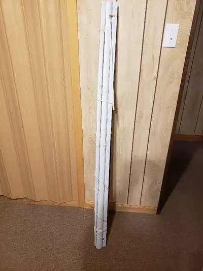 White horizontal blinds-150 cm wide,extends to 163cm tall, View more