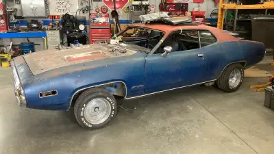 Reduced without engine, air cleaner, pie plate and transmission Build your road runner or GTX clone...