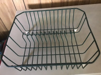 Rack a vaisselle rigide. Dish rack, coated metal 12,5 x 14  x 5”