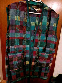 QUALITY HAND WOVEN VEST (LARGE)-NEW!
