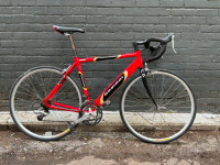 Classic Devinci Road Bike - red & black