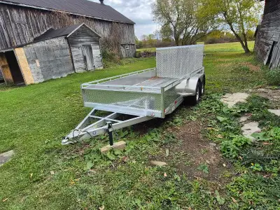 Trailer was bought last fall brand new parked for the winter and now my plans have changed.Testing t...