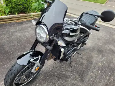 2021 Kawasaki Z900RS – $9,800 Beautiful 2021 Kawasaki Z900RS with only approximately 5,000 km. I am...