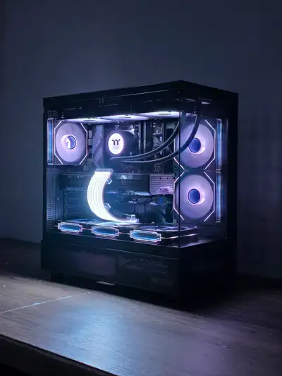 Black RTX 5070 Gaming PC┃Ryzen 7 7800X3D, View more