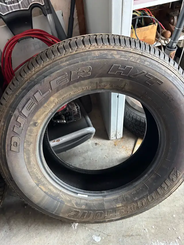 pneu toyata tundra in Tires & Rims in Shawinigan - Image 6