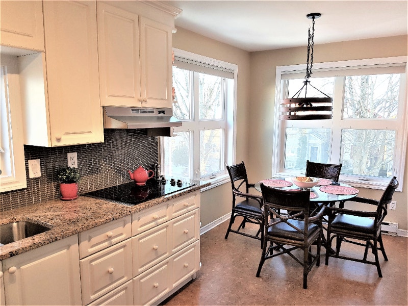 Fully furnished 3 bedroom, 3 bathroom condo in downtown Halifax Long