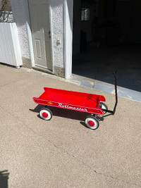 Children's solid maple and plywood vintage wagon