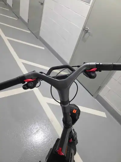 Trottinette électrique Segway GT2, View more