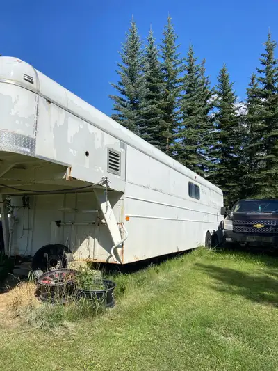 5th Wheel Horse Trailer, View more