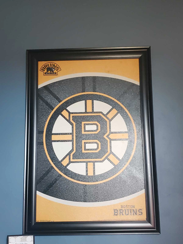 Boston bruins wall art in Arts & Collectibles in Oshawa / Durham Region