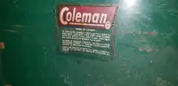 Vieux poêle Coleman
