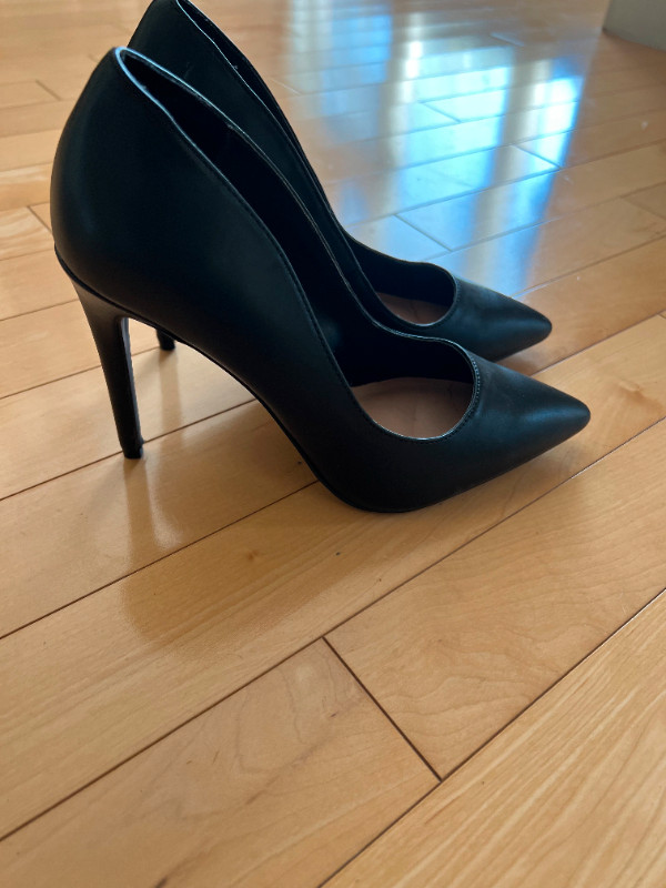 Women's size 8 "Call It Spring" Black Pumps / Heels in Women's - Shoes in Kingston