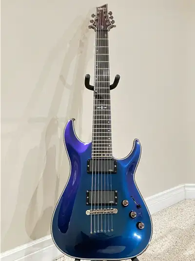 schecter hellraiser in Guitars in Canada | Kijiji Marketplaces