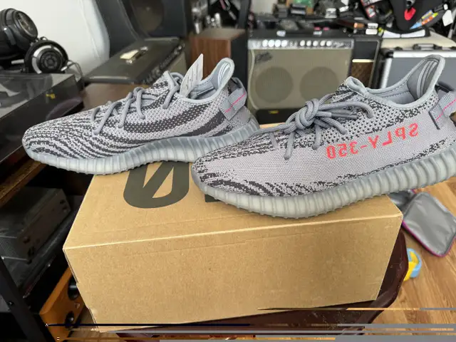Adidas Yeezy 350 V2 AH2203 Beluga 2.0 Size 11 US NEVER WORN! in Men's Shoes in City of Toronto - Image 5