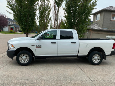 2014 RAM 2500 Heavy Duty - LOW KM, CLEAN, EXCELLENT PRICE!!