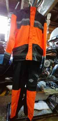 HARLEY TOP NOTCH! TIE DOWN BRACKETS $60, RAIN SUIT