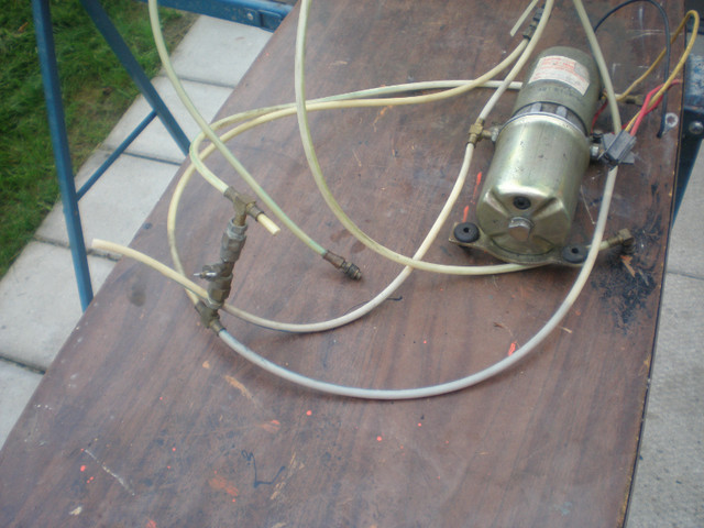 CONVERTABLE TOP PUMP ASSEMBLY in Other Parts & Accessories in Leamington - Image 3
