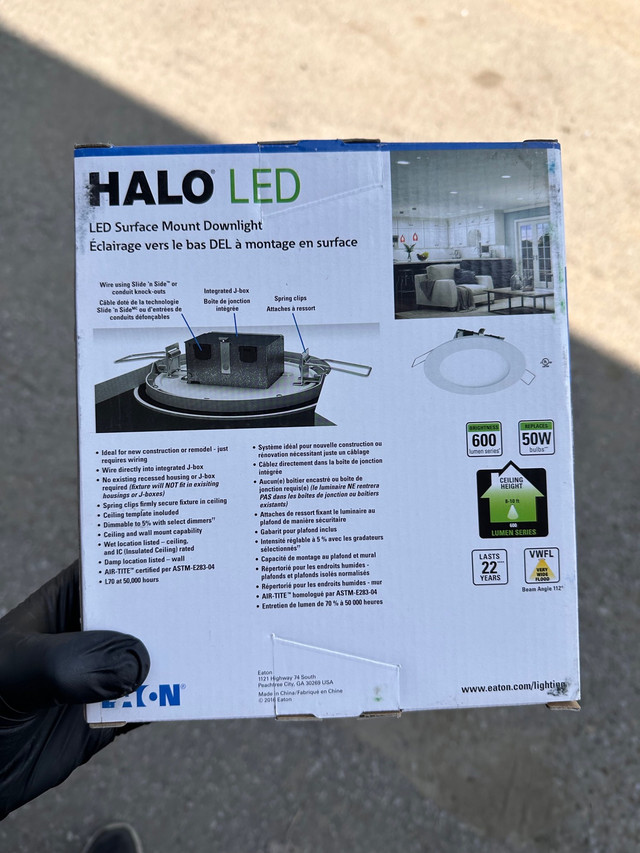 Lot 96 pieces Halo LED 4” Recessed Direct-Mount Light Dimmable dans Électricité  à Ville de Montréal - Image 3