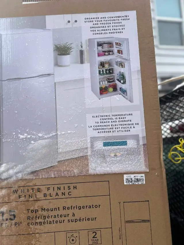 New fridge freezer in Refrigerators in North Bay - Image 5