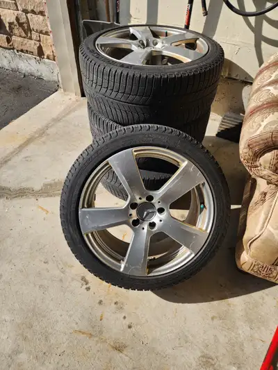 Alloy Rim and Tire for Sale - Aluminum Alloy Rim and Michelin Snow Tires for Sale - 18inch Rim and 2...