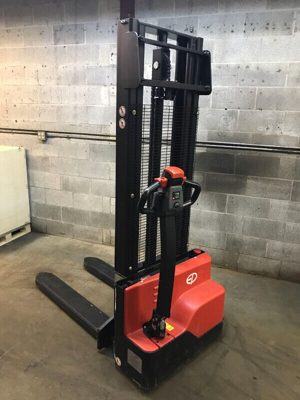 New Electric Stacker Clearance in Other Business & Industrial in City of Toronto - Image 3