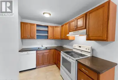 Bright, spacious, lower-level unit for rent! This apartment is located in the heart of the west end...