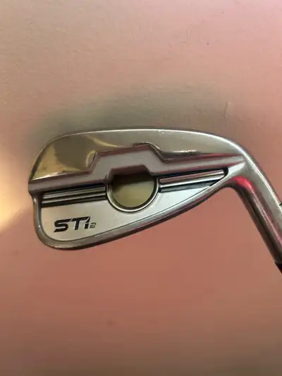 Maltby STi2 (4-iron) Up for sale is a Maltby STi2 iron, This club offers great feel and performance...