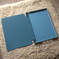 iPad gen 7 cover NEW (never used) cheap