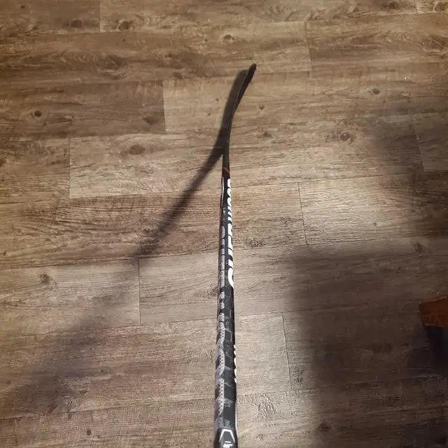 New Kids  Jr. SHER-WOOD Composite Hockey Stick in Hockey in Barrie - Image 6