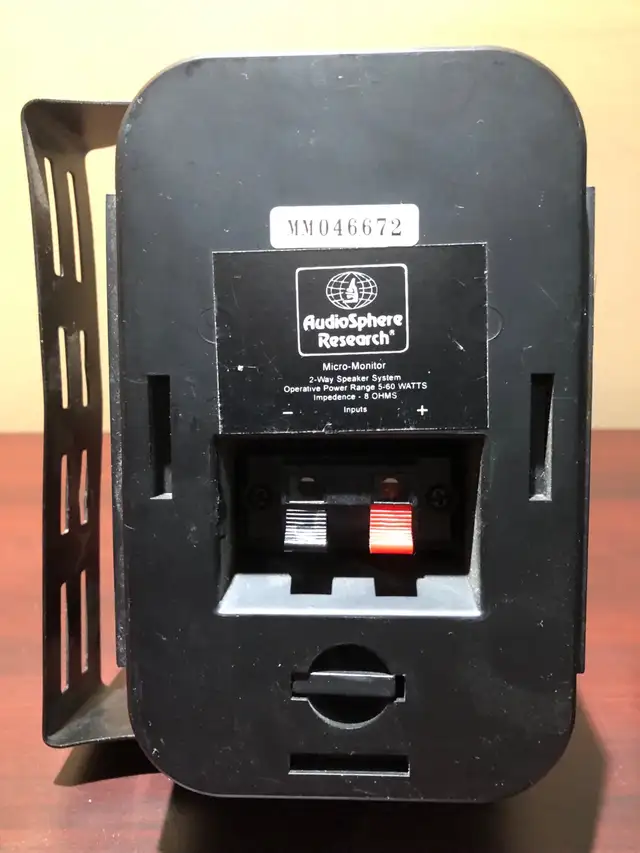 Speakers in General Electronics in Oakville / Halton Region - Image 5