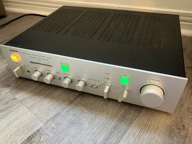 Yamaha Natural Sound Stereo Amplifier A-760 in Stereo Systems & Home Theatre in City of Toronto - Image 2