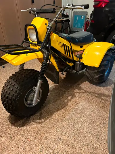 Parting out a 1983 Yamaha Trimoto three wheeler.