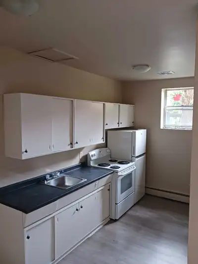 ONE BEDROOM APARTMENT - NORTH-EAST LONDON