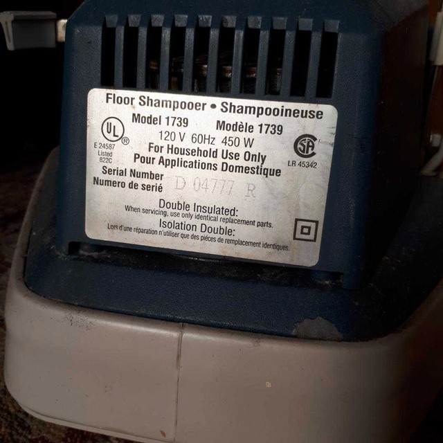 Electrolux floor shampooer cleaner/brush in Vacuums in Penticton - Image 4