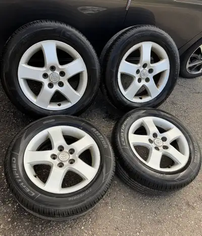 OEM used on 2003 Toyota Camry but you can use them on 2002-2026 Camry. Tires are close to brand new....