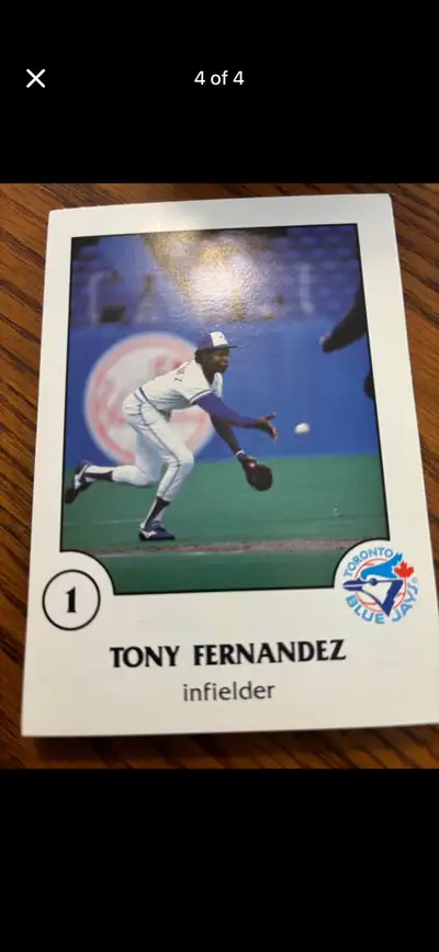 Up for grabs is a 1988 Toronto Blue Jays Bubble Yum 3x5 team set featuring stars like Fred McGriff a...