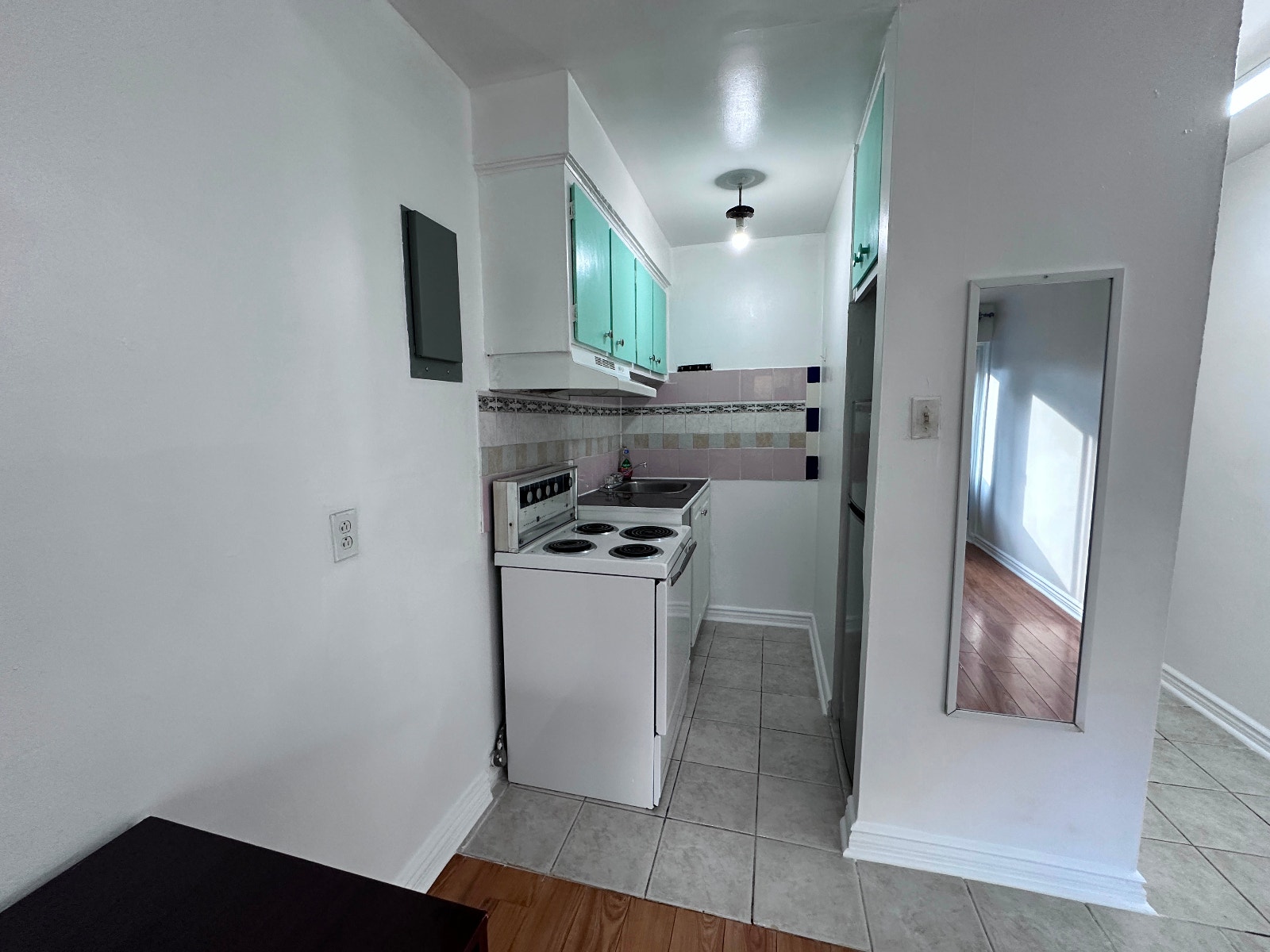 Downtown Near McGill All Included Furnitured Studio for Rent !!! — photo 3