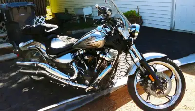 Yamaha's largest V-twin, 1854cc/113ci air cooled engine. All stock except quick detachable windshiel...